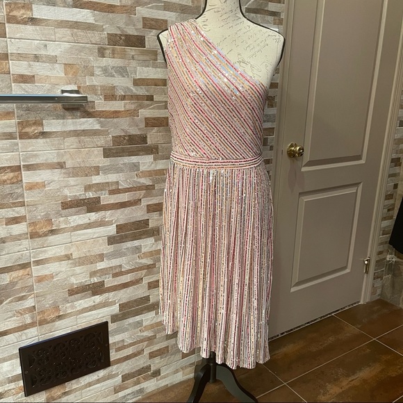 Laundry By Shelli Segal Pink and Gold Asymmetrical Dress - Picture 5 of 16